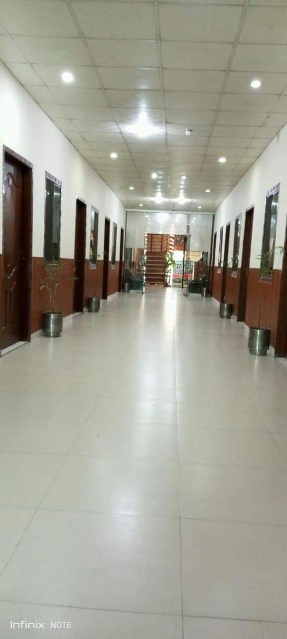 Hotel Khursheed Palace Rawalpindi Dış mekan fotoğraf