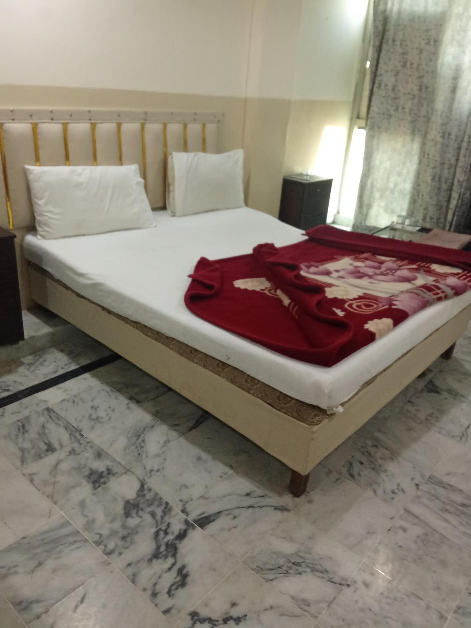 Hotel Khursheed Palace Rawalpindi Dış mekan fotoğraf